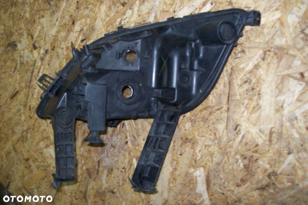 lampa przeciwmgielna opel astra j - 3