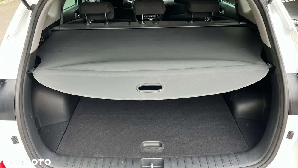 Hyundai Tucson 1.6 GDI BlueDrive Comfort 2WD - 24
