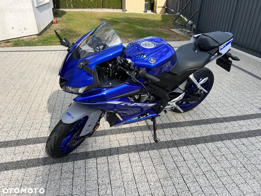 Yamaha YZF - 2