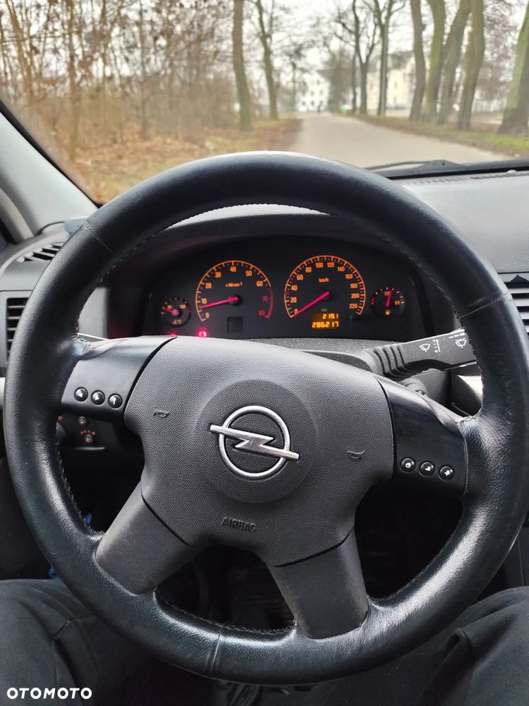 Opel Vectra 1.8 - 2
