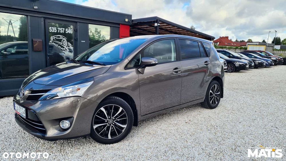 Toyota Verso - 33