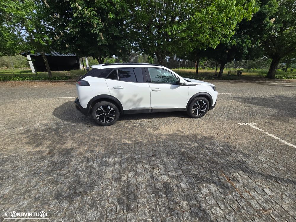 Peugeot 2008 1.2 PureTech Allure - 8