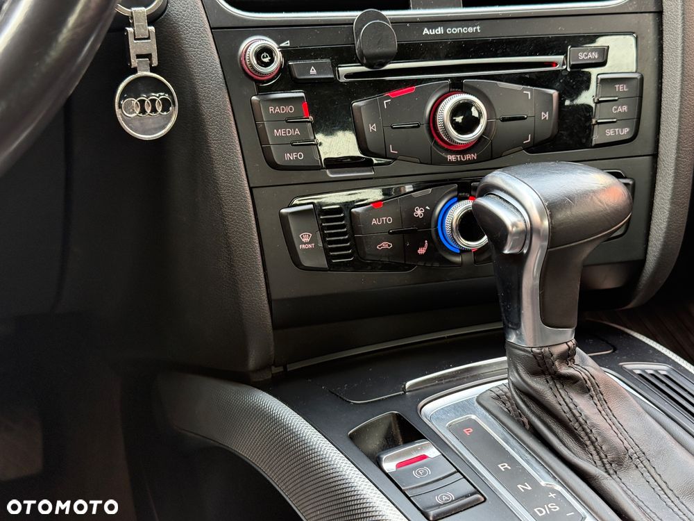 Audi A4 Limousine - 20