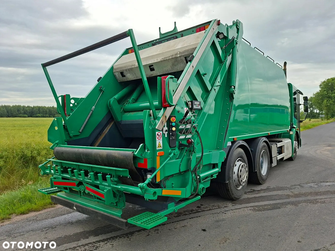 Mercedes-Benz Econic 2630 - 5
