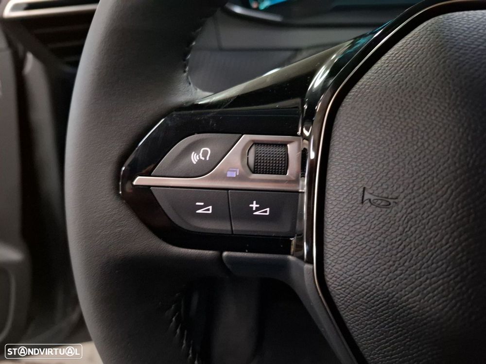 Peugeot e-208 50 kWh Style - 12