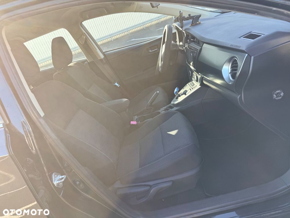 Toyota Auris - 26