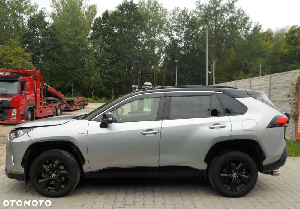 Toyota RAV4 - 7