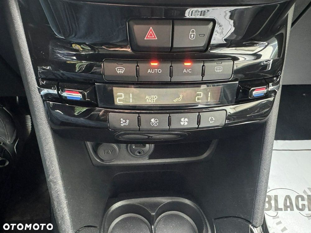 Peugeot 2008 PureTech 110 Stop&Start Allure - 12
