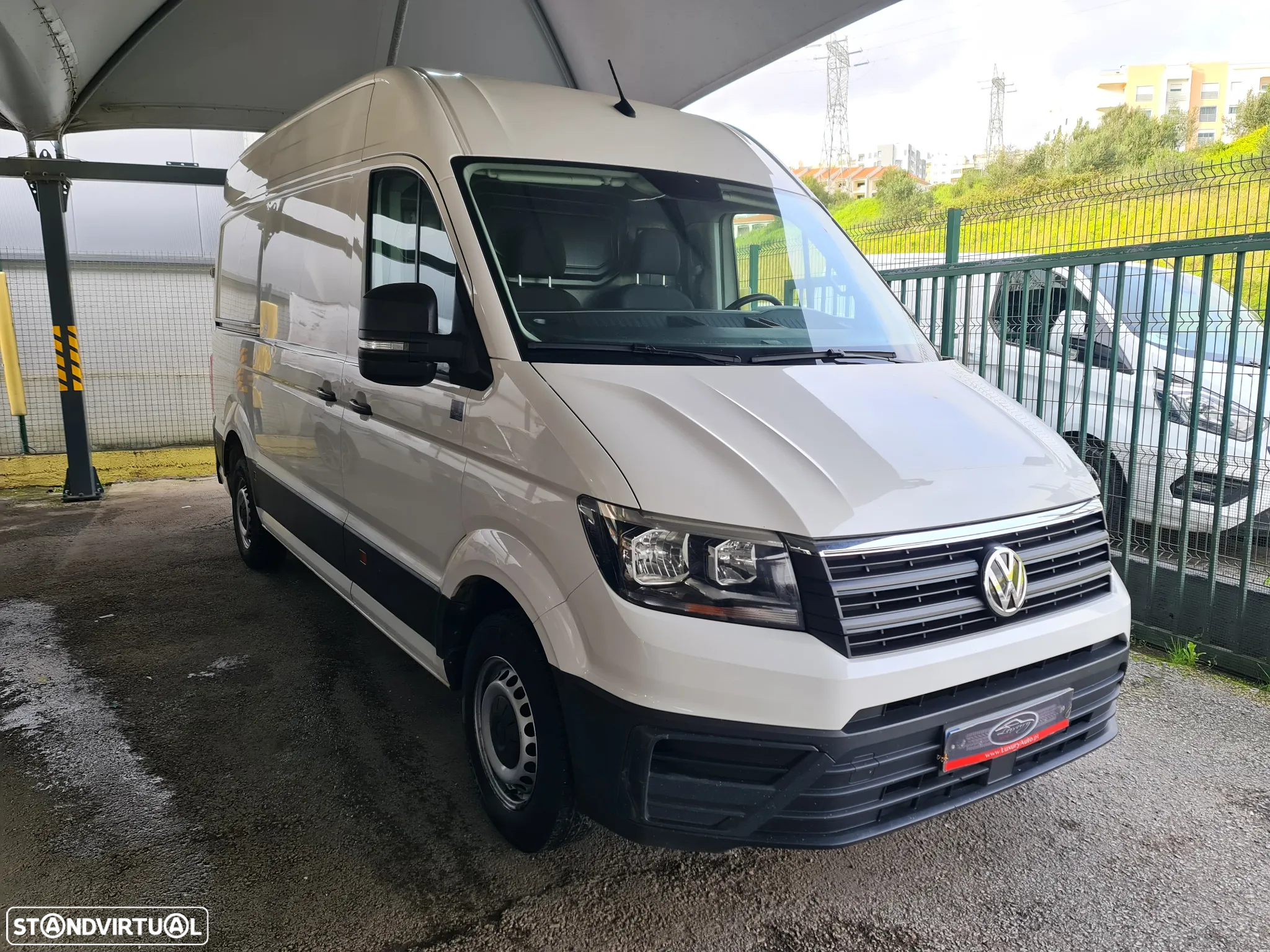 VW Crafter 2.0 TDI L3H2  c/Iva DEDUTÍVEL - 2