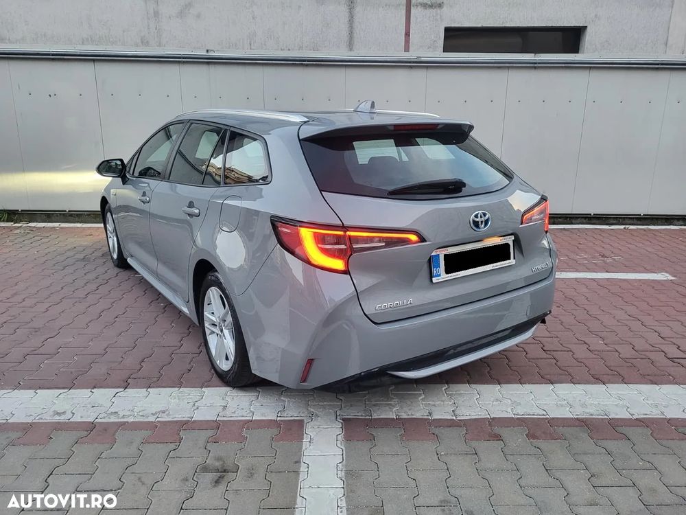 Toyota Corolla 2.0 HSD Dynamic interior Negru - 3