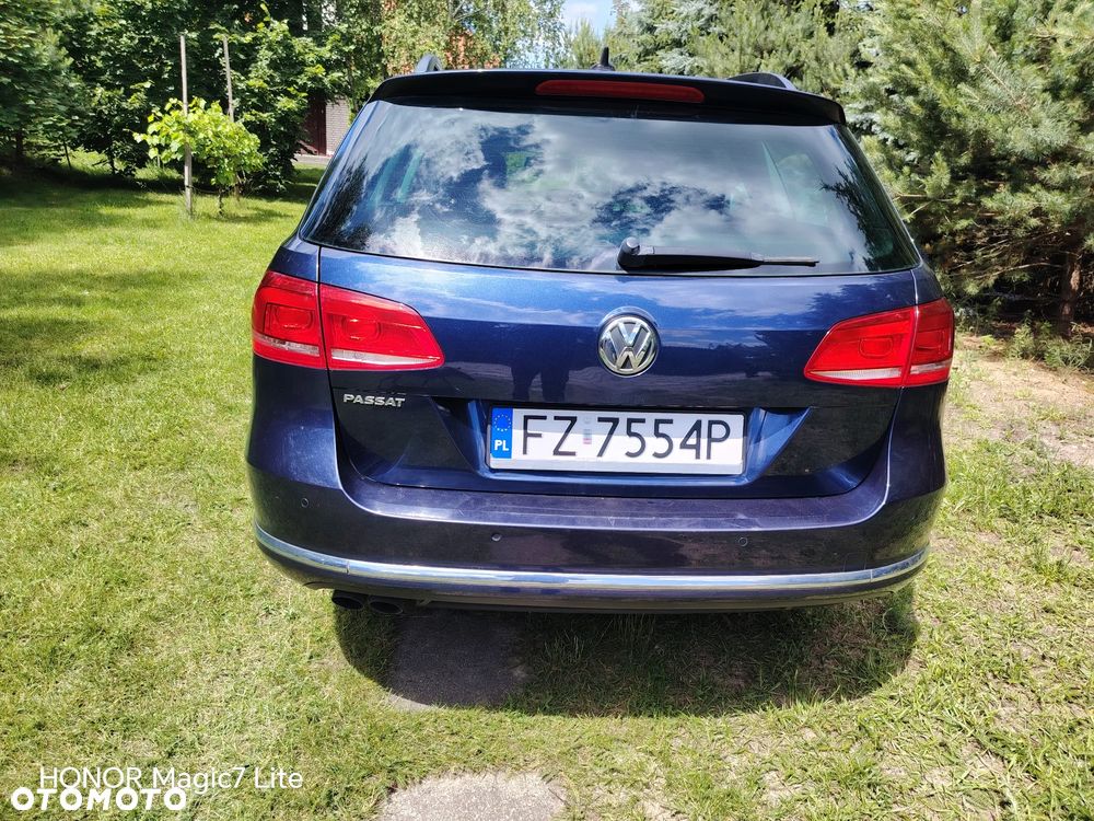 Volkswagen Passat 2.0 Blue TDI SCR Comfortline - 11