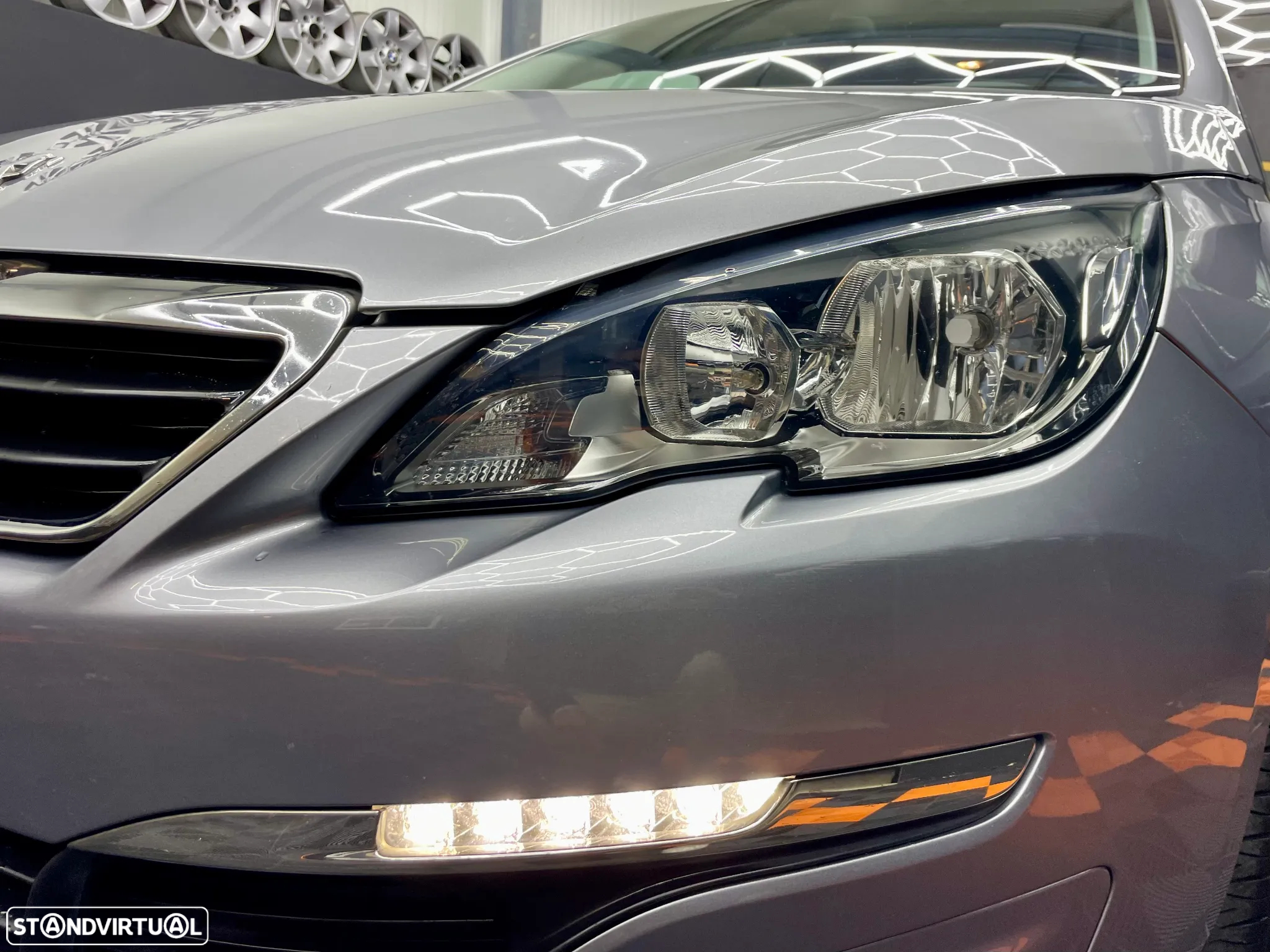 Peugeot 308 SW 1.6 BlueHDi Style - 26