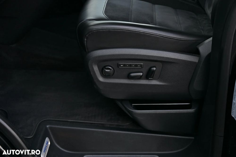 Volkswagen Transporter Multivan DSG Kurz Business - 16