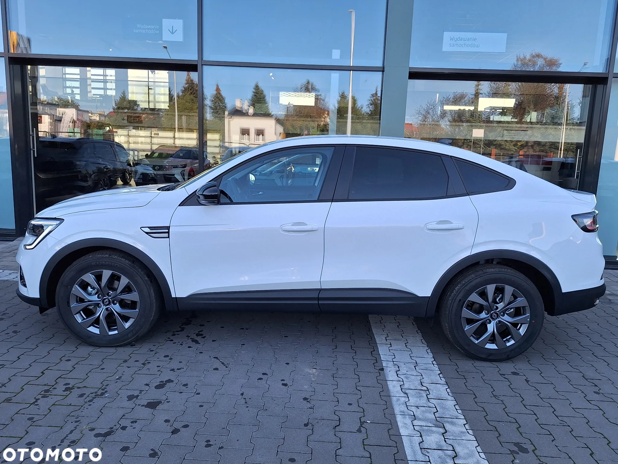 Renault Arkana 1.3 TCe mHEV Evolution EDC - 6