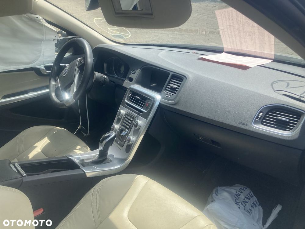 Volvo S60 T5 Geartronic Summum - 17