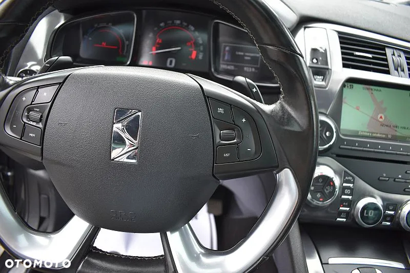 Citroën DS5 2.0 HDi Hybrid4 SportChic MCP - 21