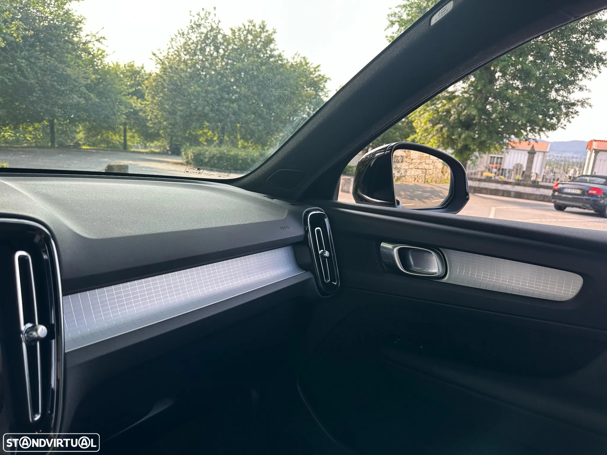 Volvo XC 40 1.5 T4 PHEV Plus Dark - 24