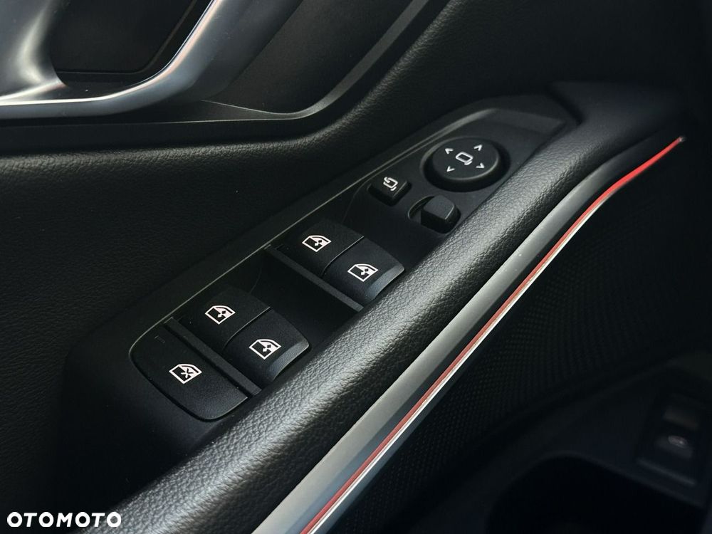 BMW Seria 3 - 25