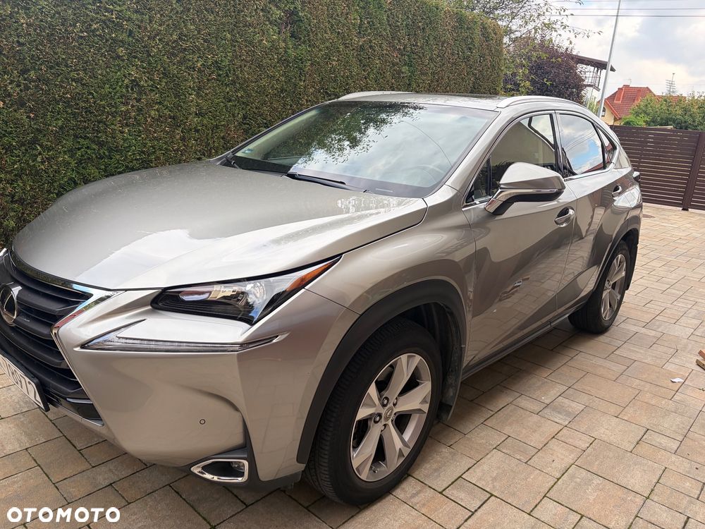 Lexus NX 200t AWD - 12