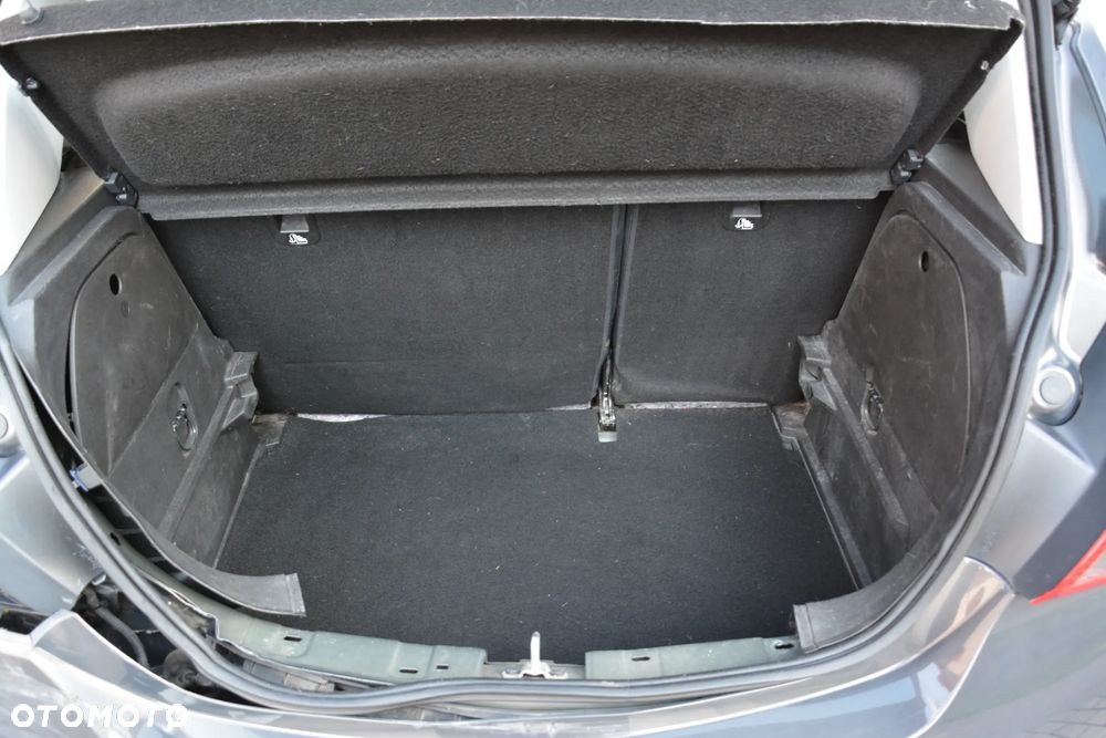 Opel Corsa - 17
