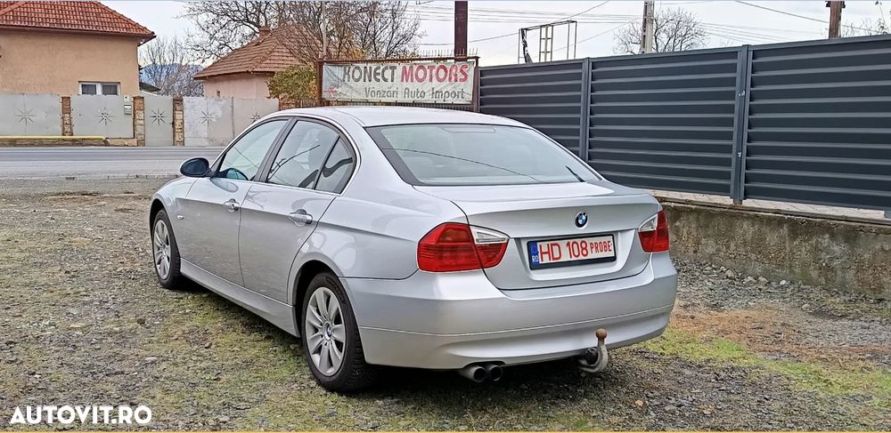 BMW Seria 3 325xi - 4