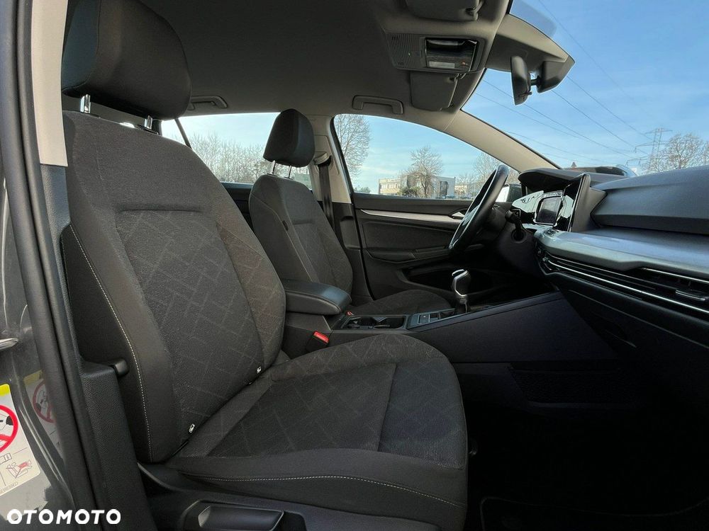 Volkswagen Golf Variant - 15