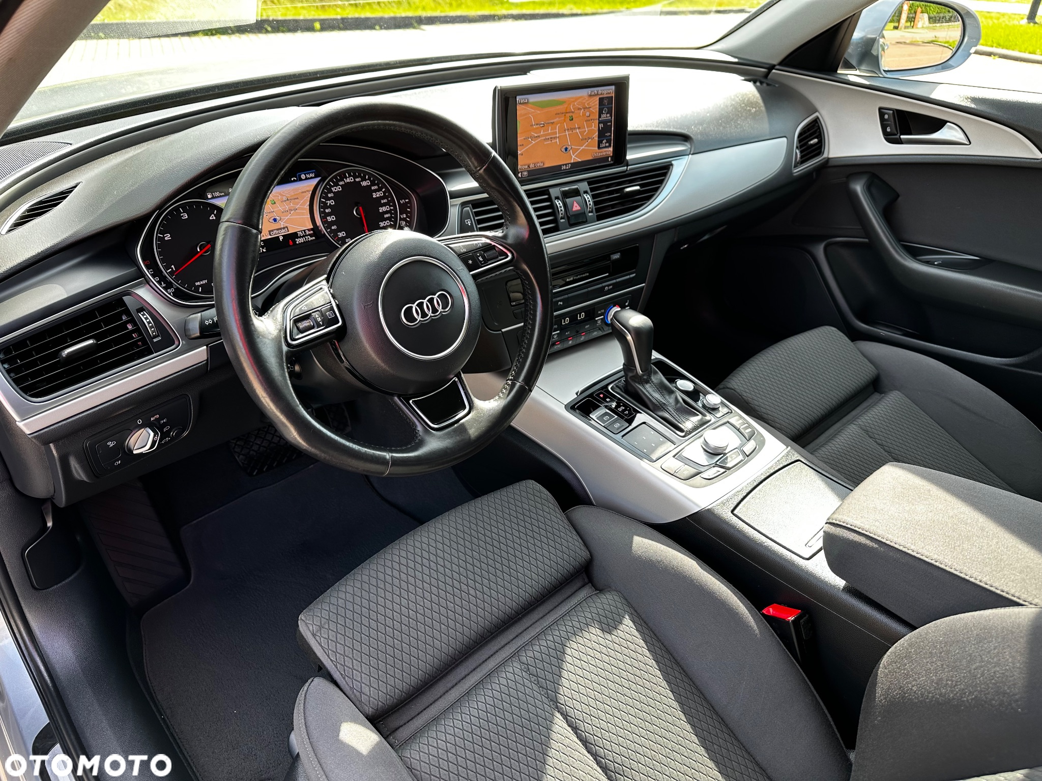 Audi A6 Avant 2.0 TDI Ultra S tronic - 15