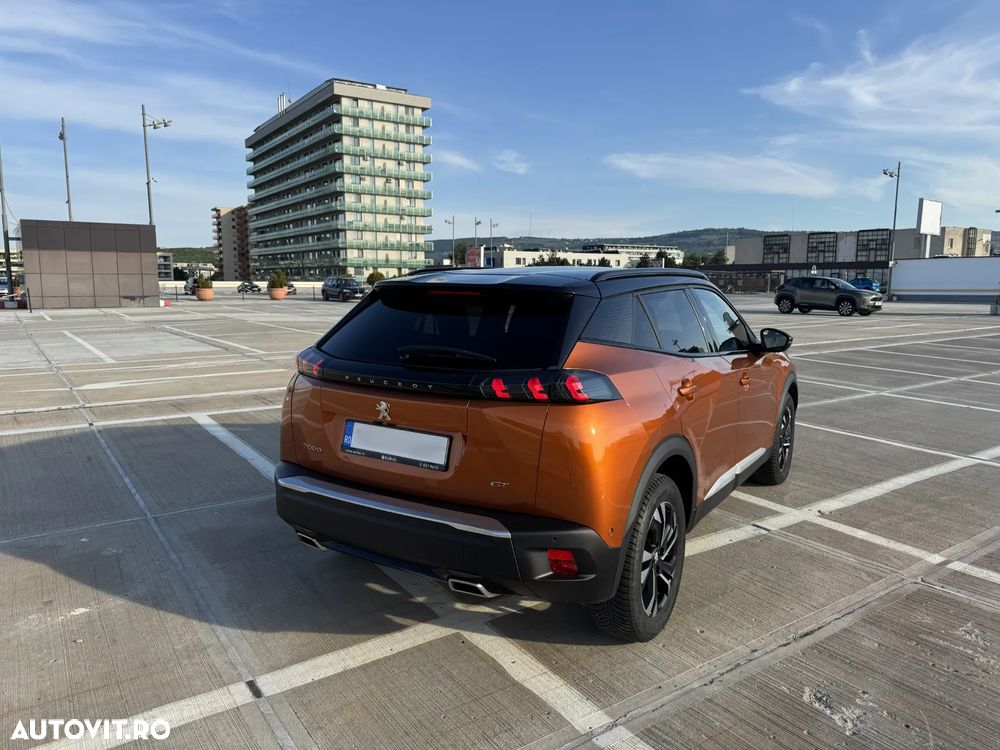 Peugeot 2008 1.2 PureTech EAT8 STT GT - 5