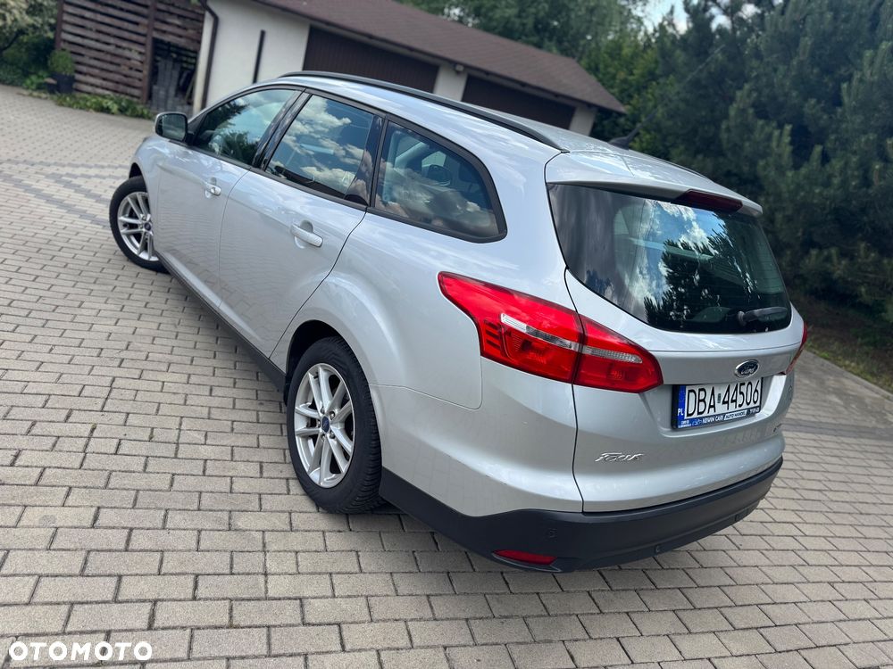 Ford Focus 1.0 EcoBoost Titanium - 6