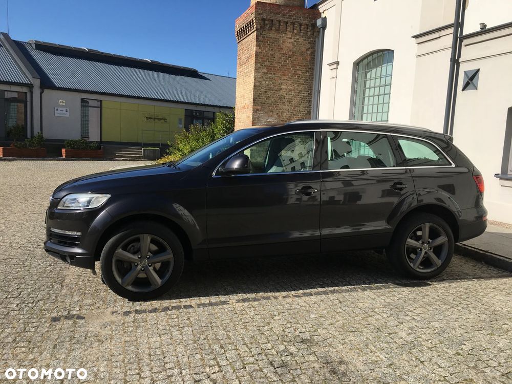 Audi Q7 - 2