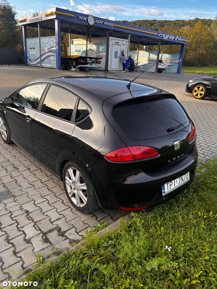 Seat Leon 1.8 TSI R edition - 4