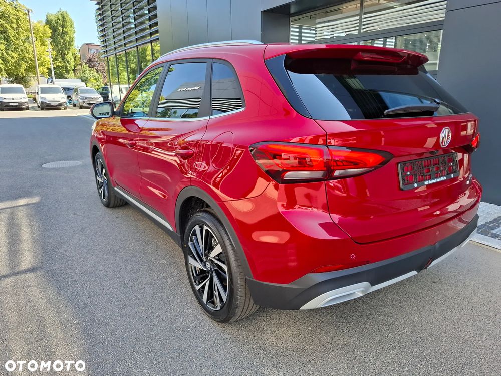 MG ZS Hybrid+ - 4