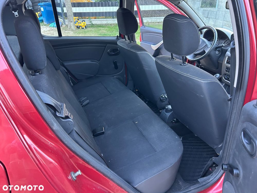 Dacia Sandero 1.6 Hi-Flex - 12