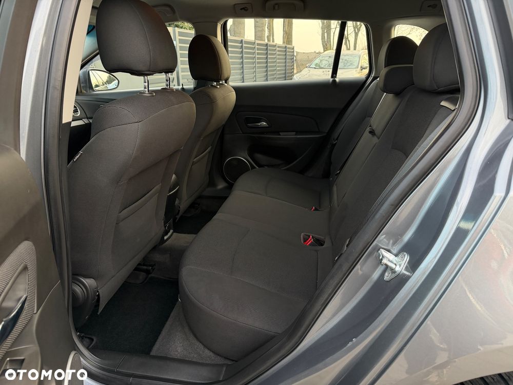 Chevrolet Cruze 1.6 LT+ - 22