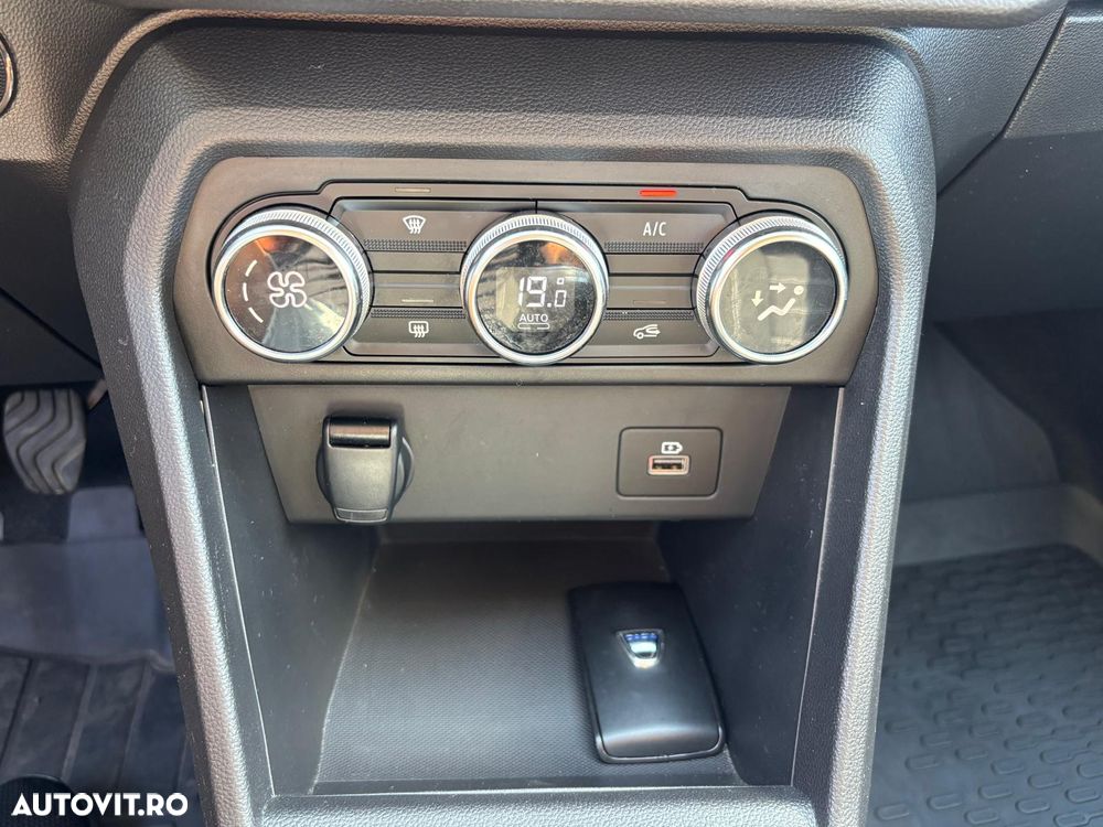 Dacia Logan TCe 90 MT6 Prestige+ - 13