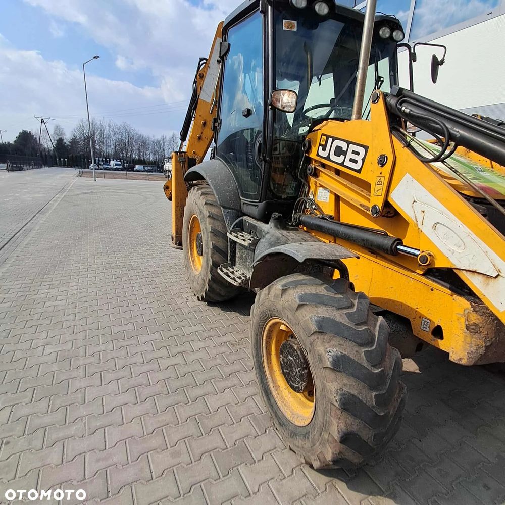 JCB Contractor - 2