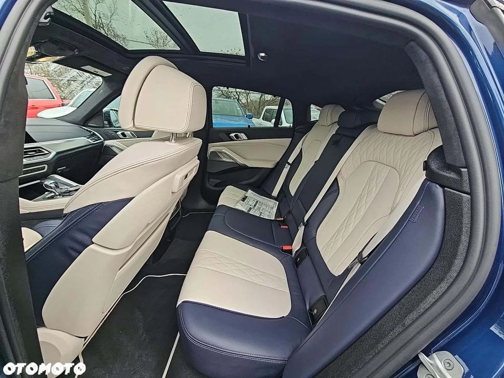 BMW X6 xDrive40i - 9