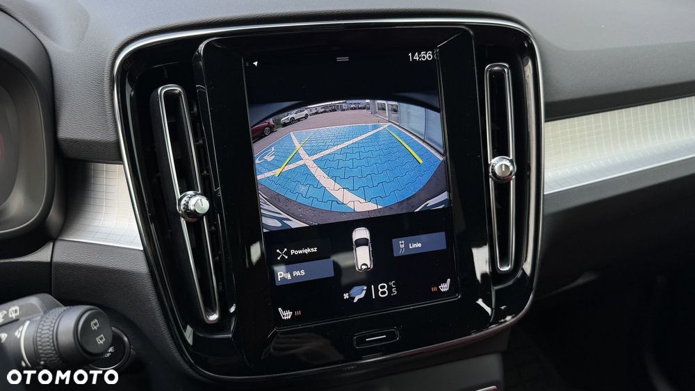 Volvo XC 40 - 21