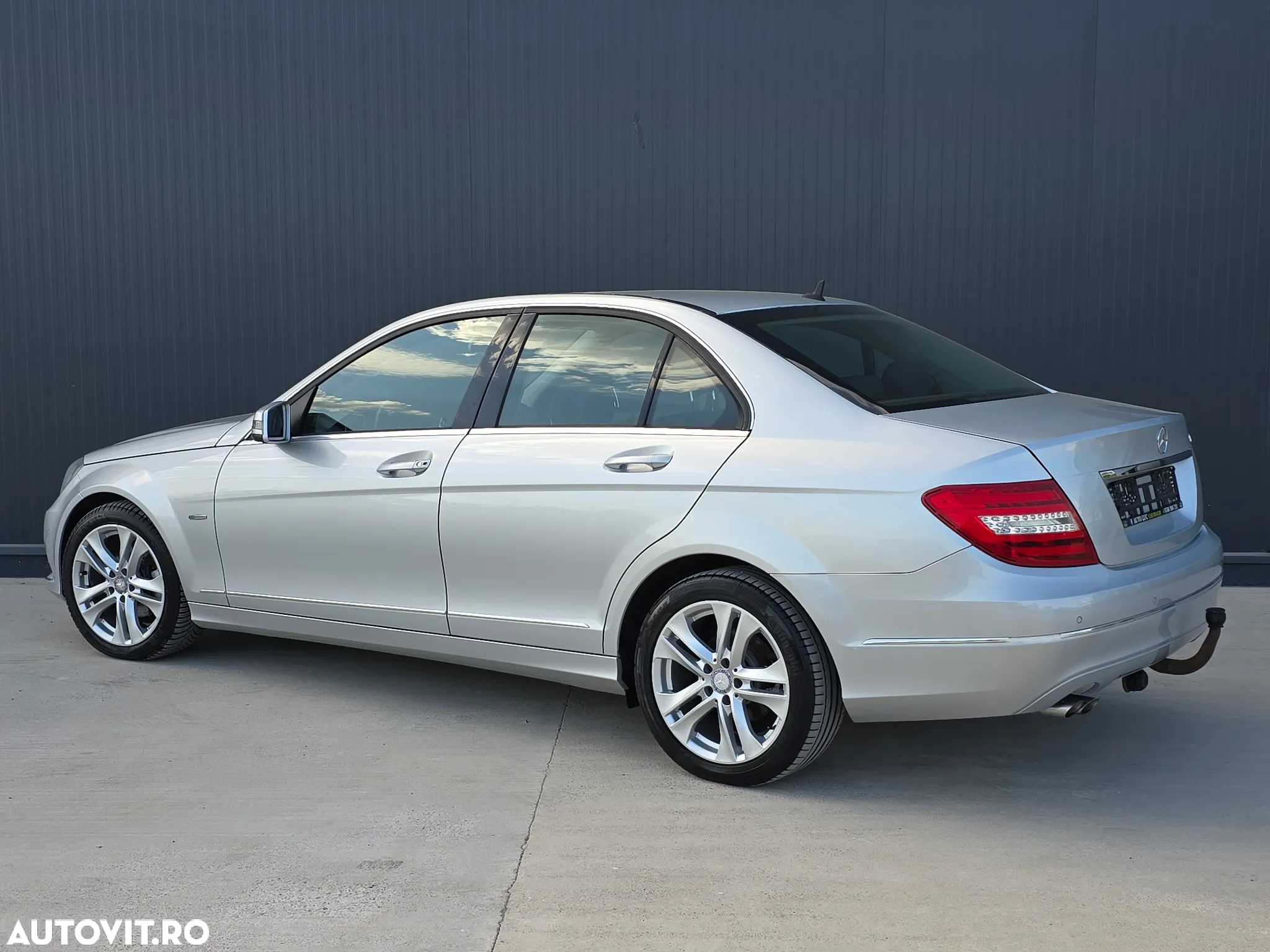 Mercedes-Benz C 200 CDI BlueEFFICIENCY - 3