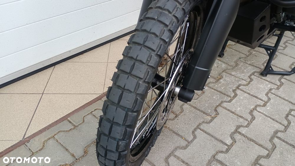 Triumph Tiger - 11