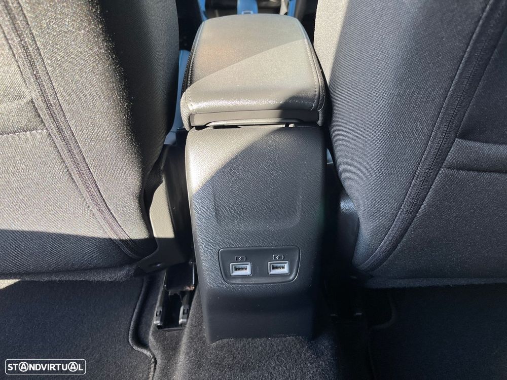 Peugeot 2008 1.5 BlueHDi Allure EAT8 - 31