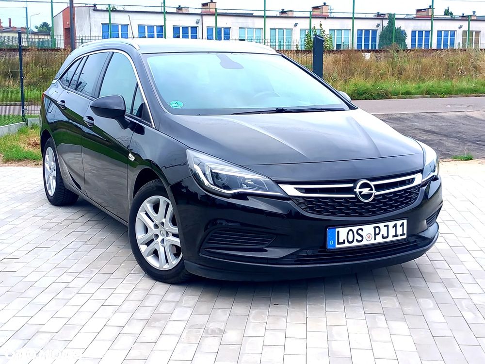 Opel Astra 1.6 D Start/Stop 120 Jahre - 9