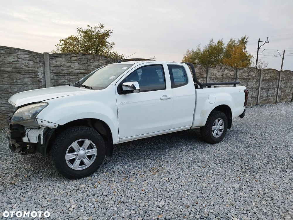 Isuzu D-Max 2017 photo 2