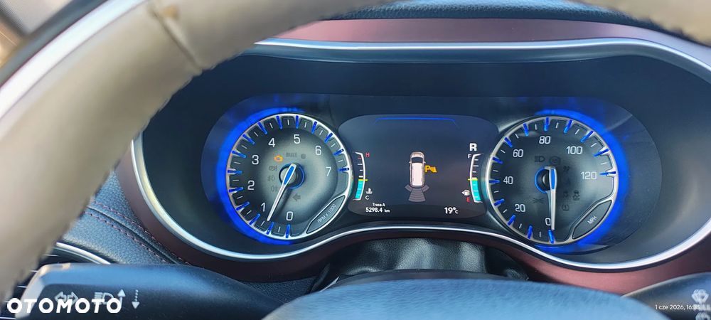 Chrysler Pacifica - 6
