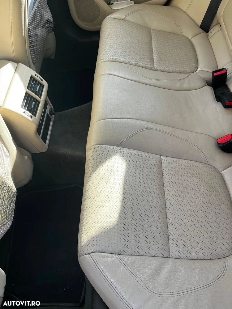 Jaguar XF 20d RWD Prestige - 5