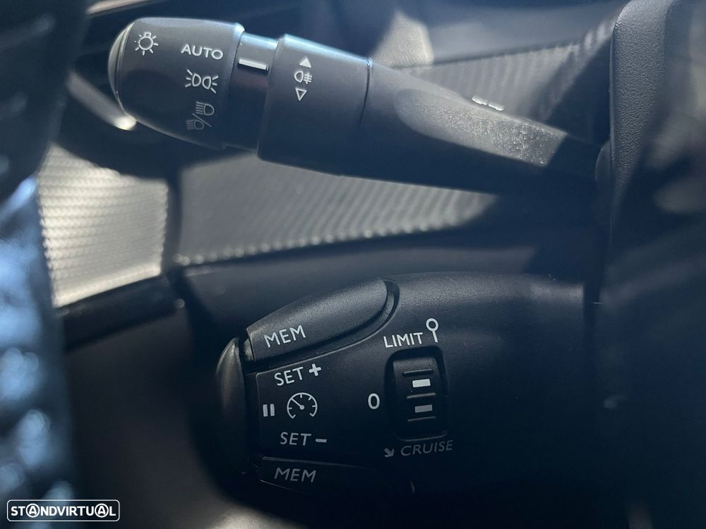 Peugeot 208 1.5 BlueHDi Active - 26