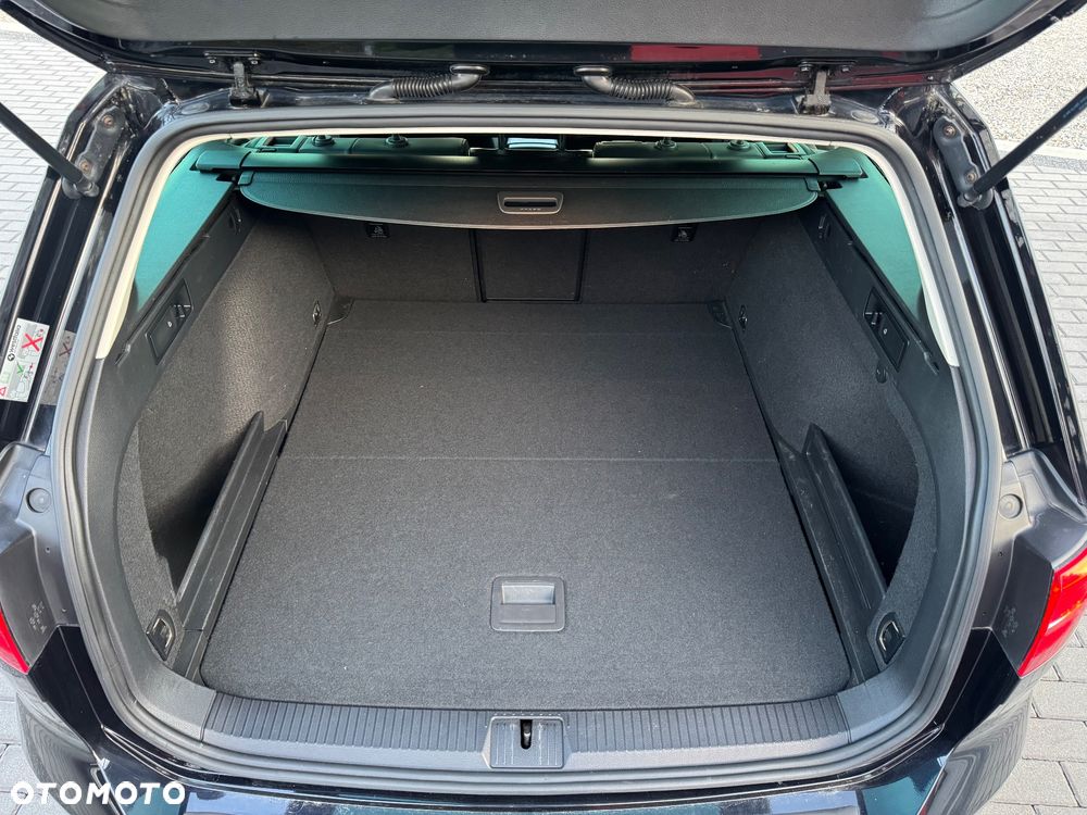 Volkswagen Passat 2.0 TDI SCR DSG Highline - 8