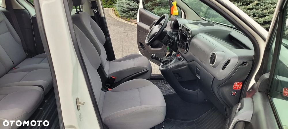 Peugeot Partner - 11