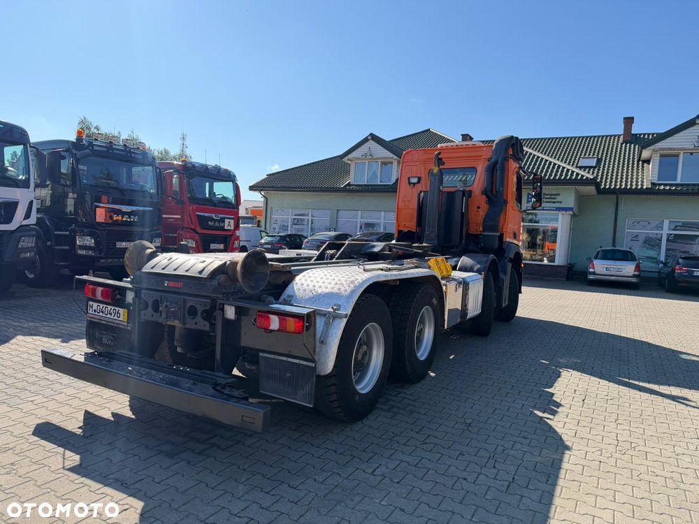 Mercedes-Benz Arocs 3242 - 6