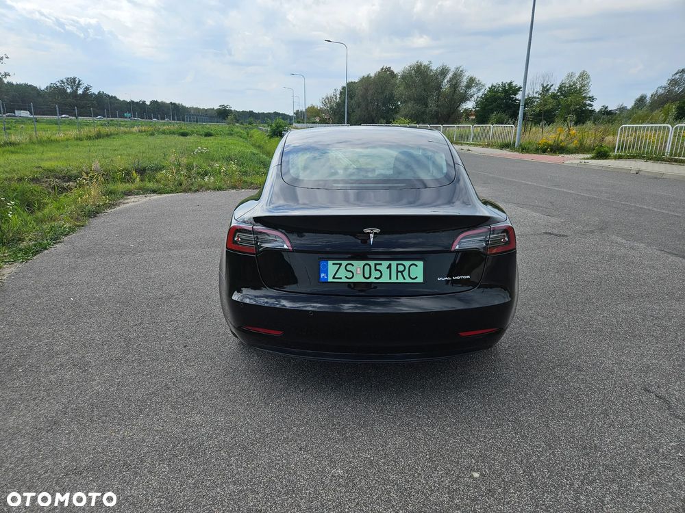 Tesla Model 3 AWD - 4